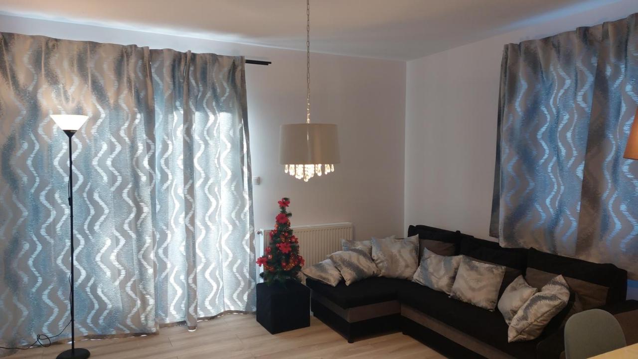 Sunny Hill , Kowary Apartment ภายนอก รูปภาพ